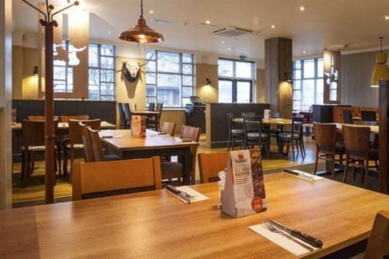 Premier Inn Harlow Buitenkant foto