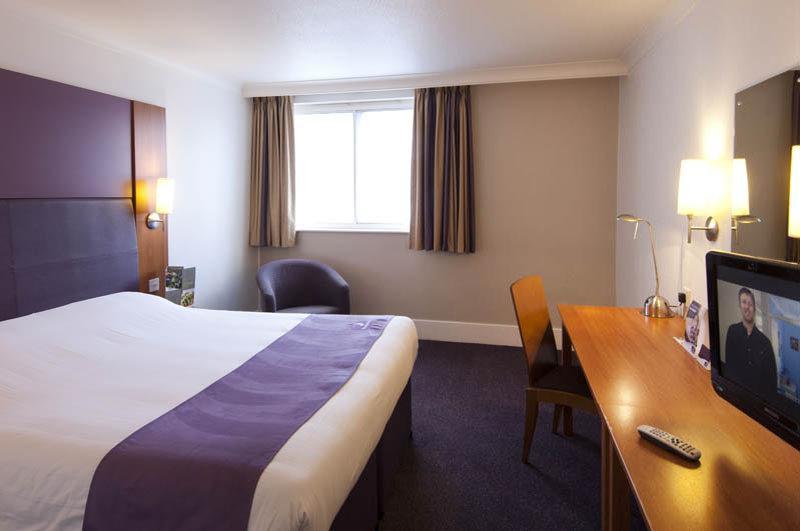 Premier Inn Harlow Buitenkant foto